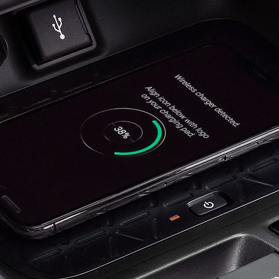 2025 RAV4 wireless charging